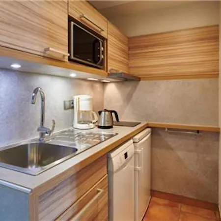 Daire Scenic Le Mediterranee - 2 North Independent Kitchen *